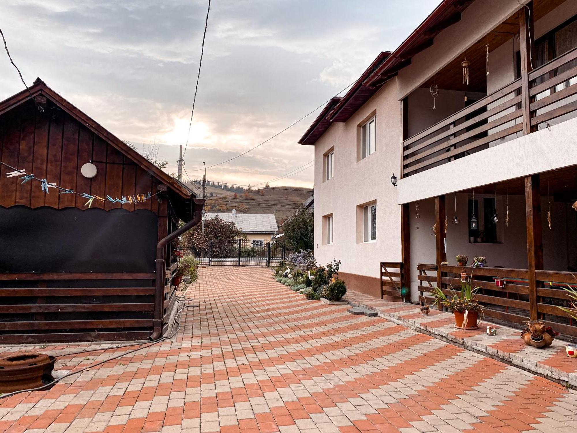 Hotel Casa Irina Mînăstirea Humorului Zewnętrze zdjęcie