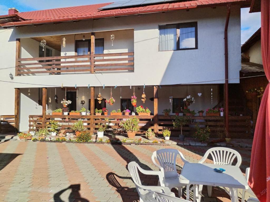 Hotel Casa Irina Mînăstirea Humorului Zewnętrze zdjęcie