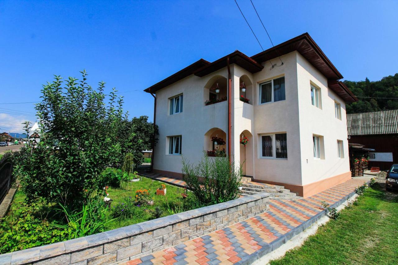 Hotel Casa Irina Mînăstirea Humorului Zewnętrze zdjęcie